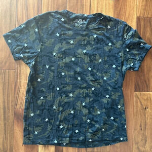 American Rag Grey Camouflage & Star T-Shirt size XL